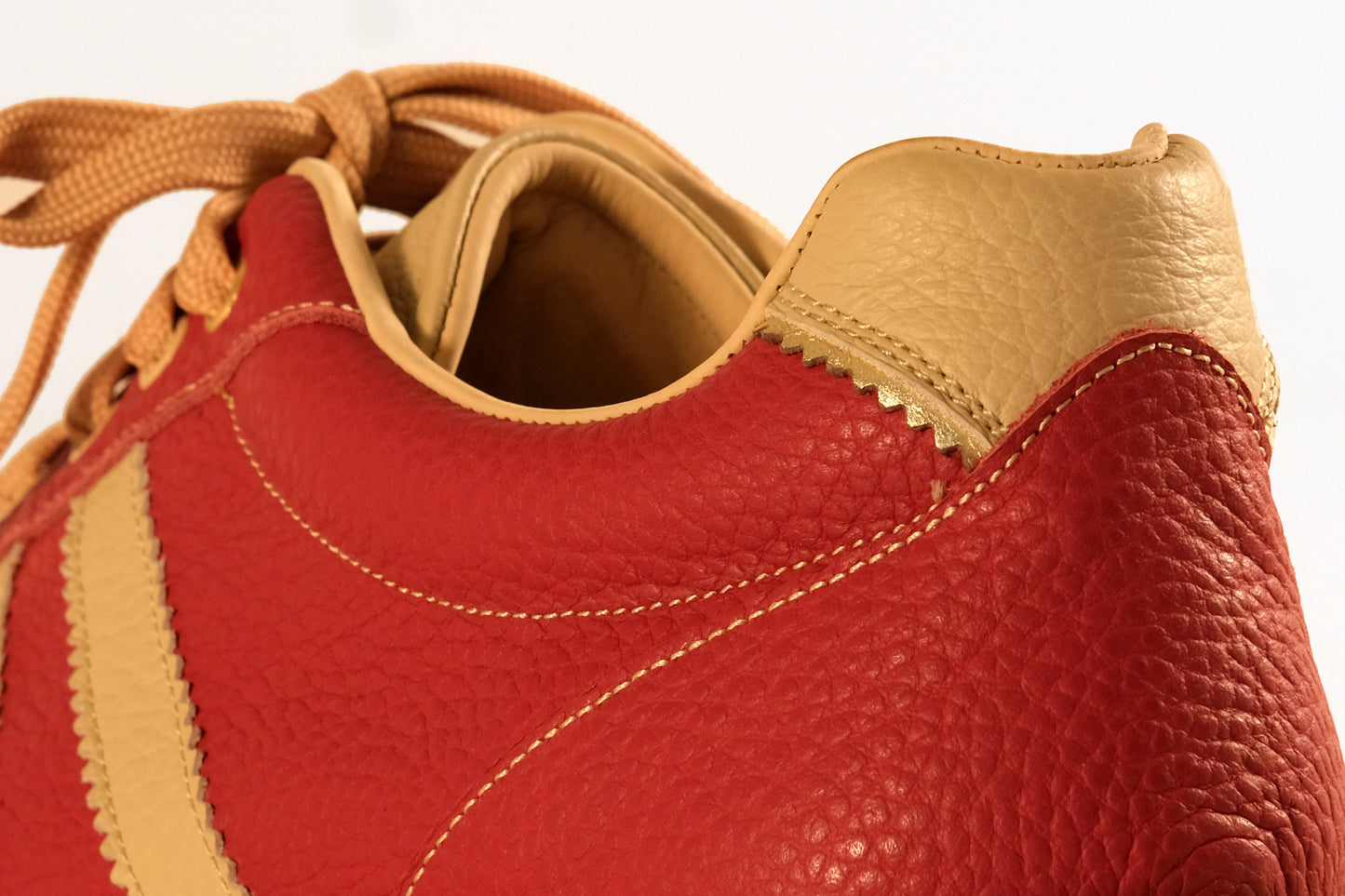 Modello G001 - Rosso