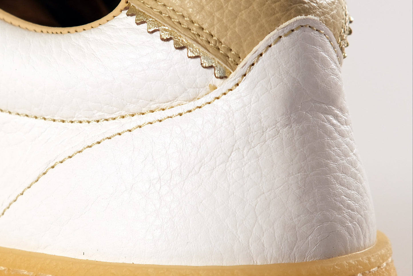 Modello G001 - Bianco